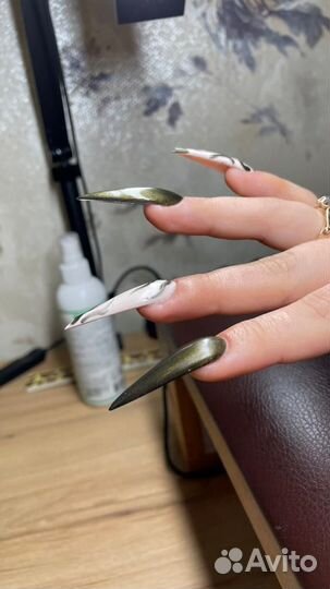 Маникюр и педикюр