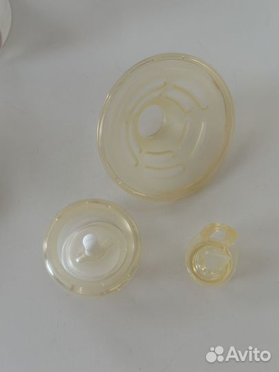 Молокоотсос ручной chicco + пакеты