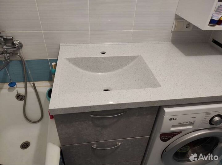 Столешница в ванную комнату