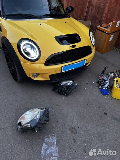 Светодиодные LED фары Mini Cooper R56-59 07-13