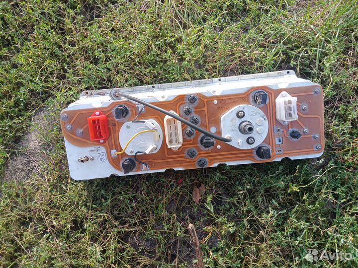 Приборная панель ваз 2107