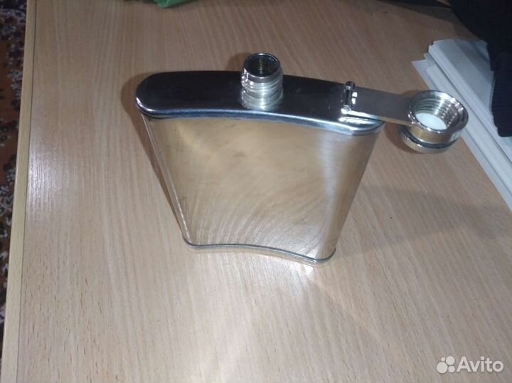 Фляжка BMW б/у. Объём 210 мл