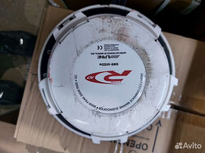 Сабвуфер морской Алпайн Swr-M100 влагостойкий