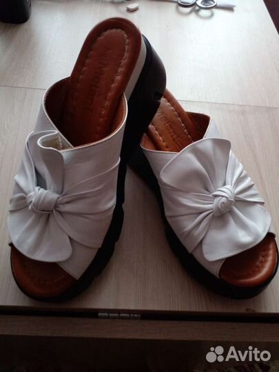 Шлепанцы женские кожаные 38 размер