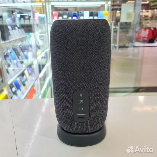 Умная колонка JBL Link Portable с Алисой