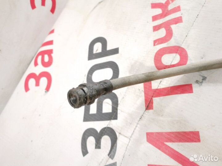 Шланг тормозной передний правый Volkswagen Passat