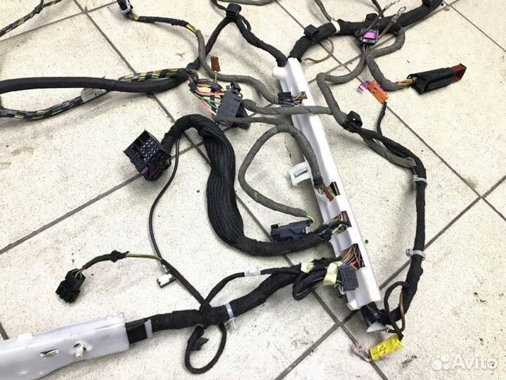 Проводка салонная Opel Zafira B 1.8 Z18XER 2011