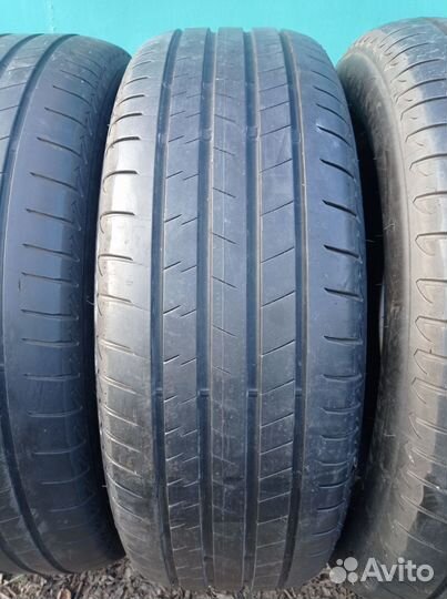 Bridgestone Alenza 001 225/60 R18 104W