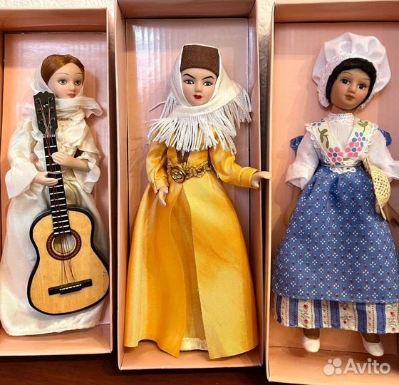 Куклы фарфоровые коллекционные 27 шт