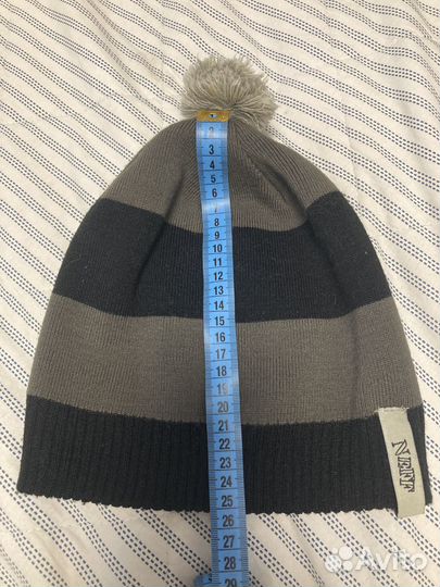 Шапка полосатая с помпоном