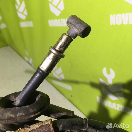 Трос стояночного тормоза Сузуки Гранд Витара