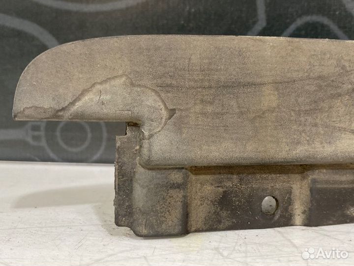 Щиток задний правый Audi A4 B6 ASN 2004