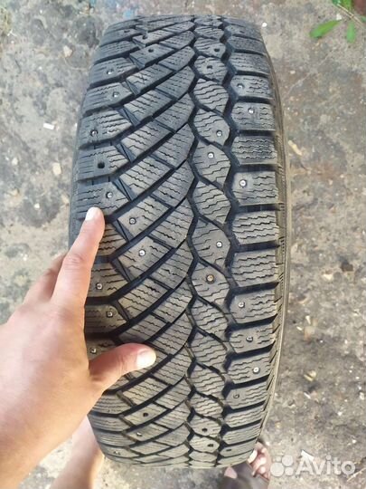 Continental ContiIceContact BD 215/65 R16