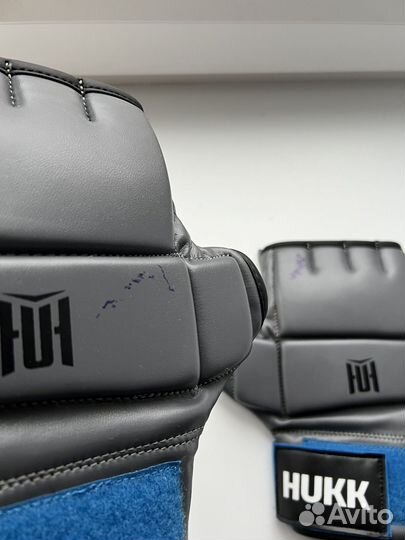 Перчатки для единоборств