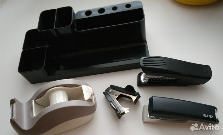 Канцелярские принадлежности