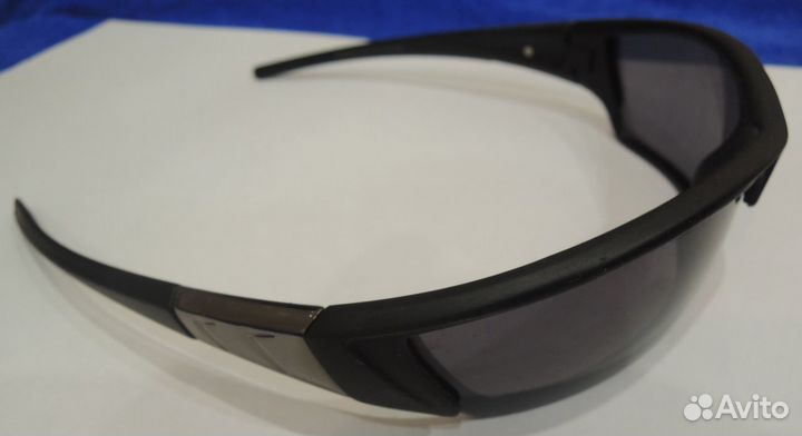 Очки солнечные