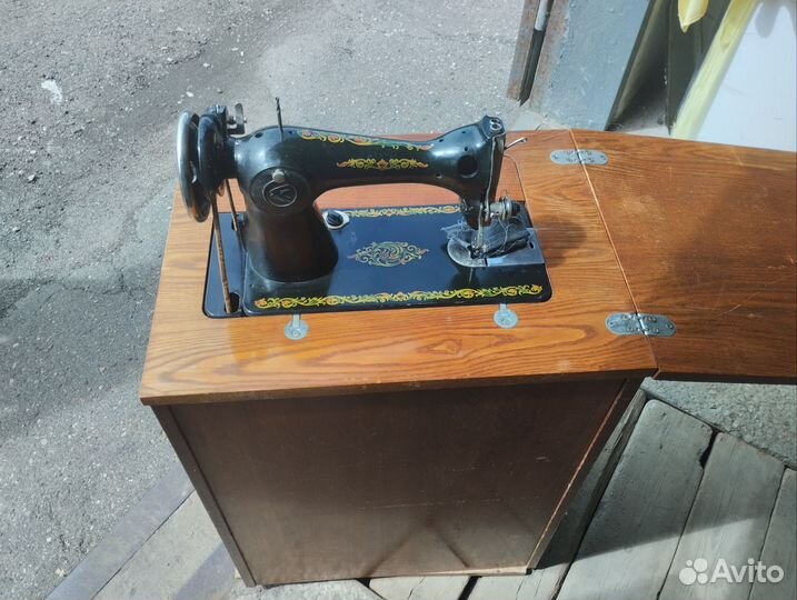 Швейная машина класса 2м