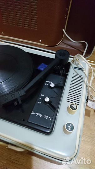 Проигрыватель винила СССР 