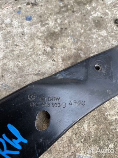 Кронштейн фары Volkswagen Golf 6 BSE 1.6 2010