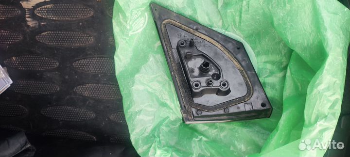 Кронштейн зеркала