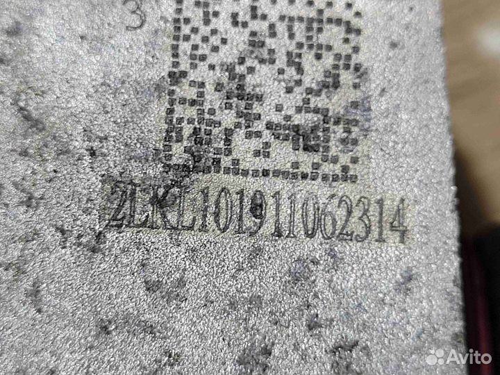 Кулак задний левый Land-Rover Range Rover Evoque L