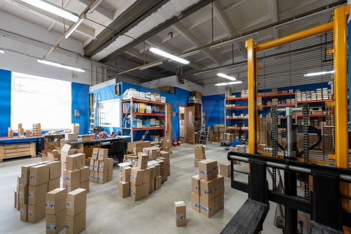 1954м² складской блок с офисами