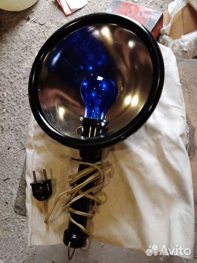 Медицинская синяя лампа