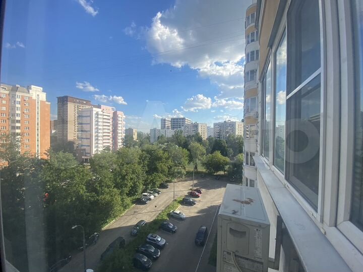 3-к. квартира, 85 м², 8/9 эт.