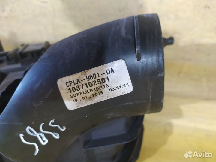 Корпус воздушного фильтра Range Rover 4