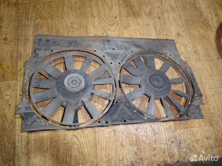 Вентилятор радиатора Volkswagen Polo 1994-1999