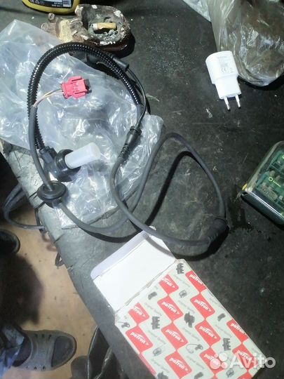 Датчик ABS Audi A6 C5 до рест