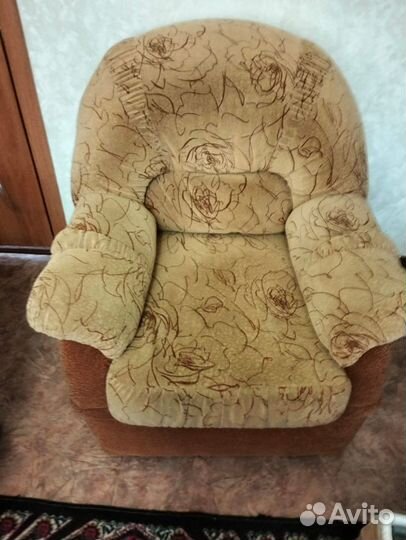 Два кресла б/у