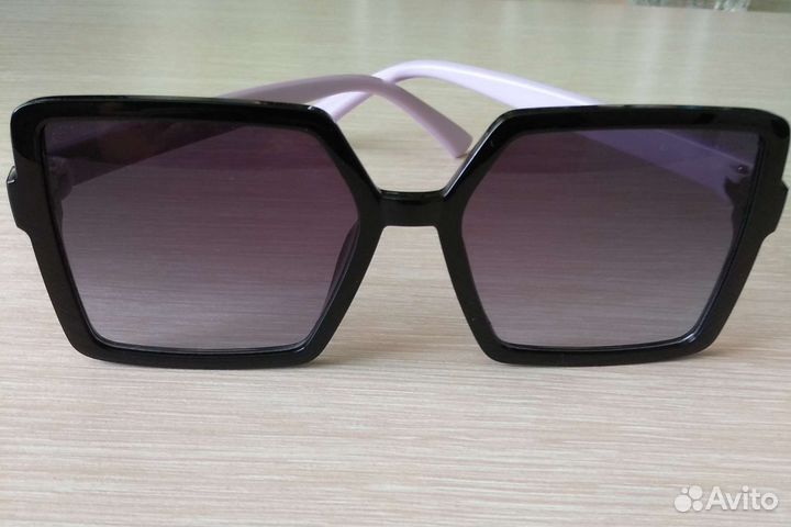 Солнцезащитные очки женские