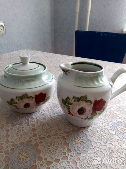 Сливочник новый Дулево