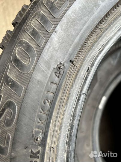 Bridgestone Blizzak Spike-01 205/55 R16