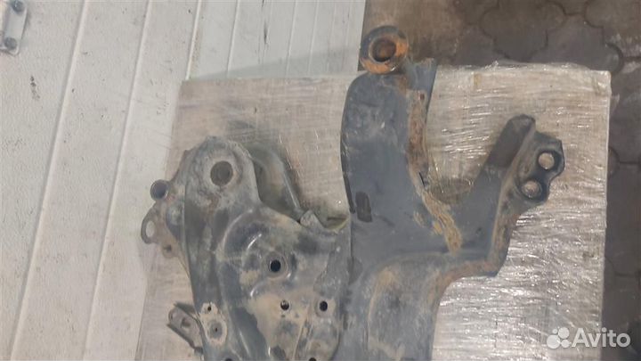 Подрамник передний Toyota Verso R2 2017