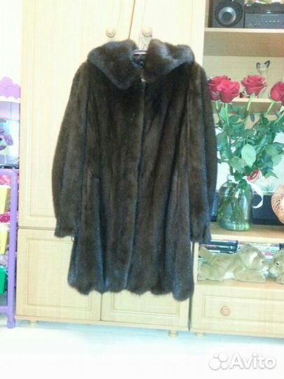 Продам норковую шубу