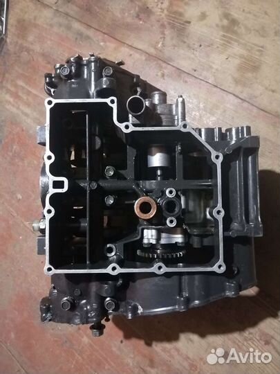 Коленвал + картер suzuki rf400