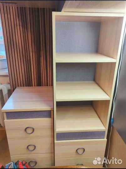 Письменный стол, тумба, шкаф с ящиками и полками