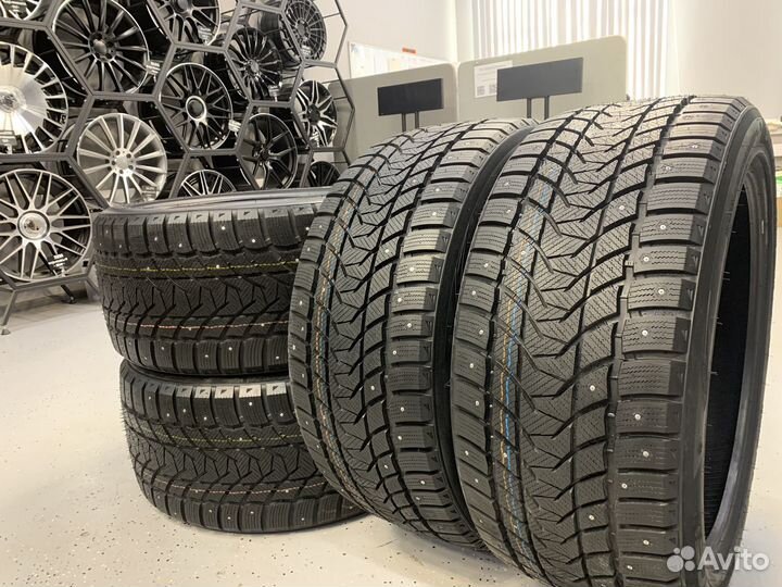 Tri Ace Snow White II 275/35 R22 и 315/30 R22 104H