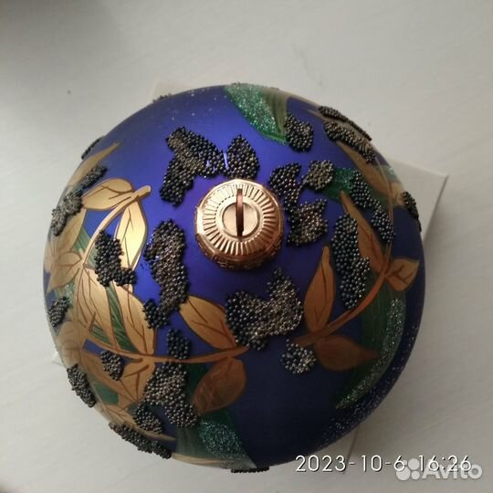 Новогодний шар 12 см ручная работа