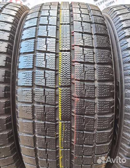Toyo Garit G5 215/45 R17 87Q