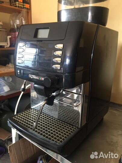 Кофемашина laCimbali M1