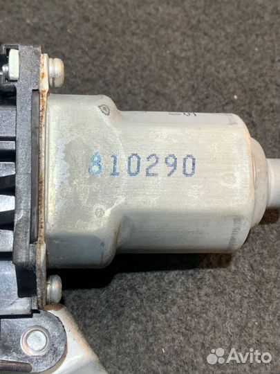 Стеклоподъемник задний правый Mitsubishi Lancer 10