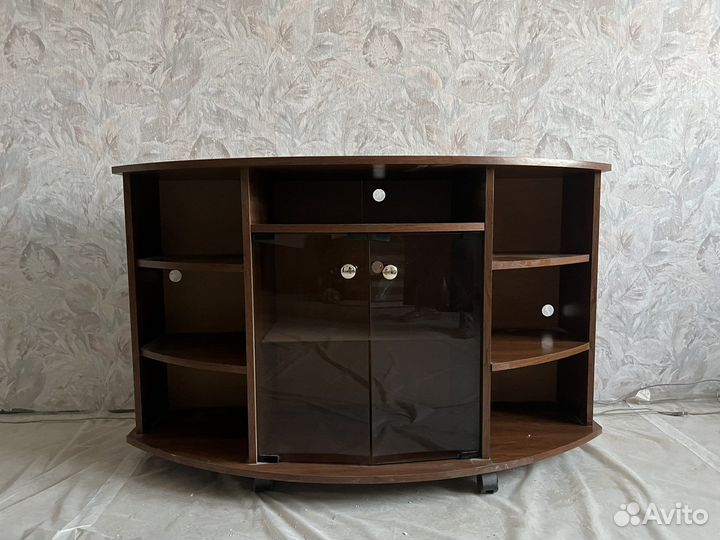 Тумба под телевизор