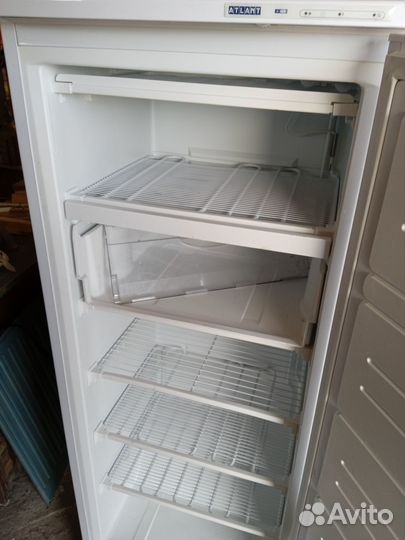 Морозильник Атлант