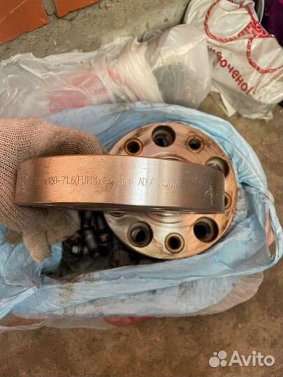 Колесные проставки 5х130-71,6