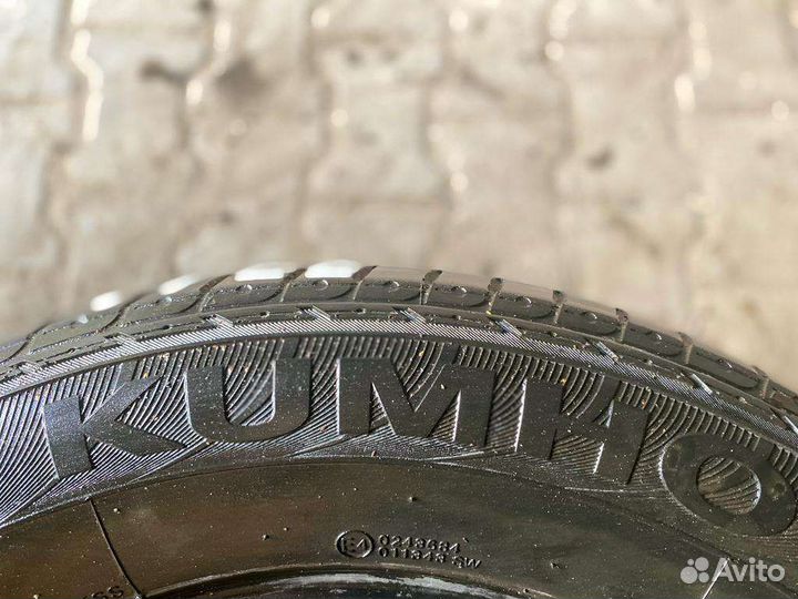 Kumho Eco Solus KL21 235/65 R17 104T