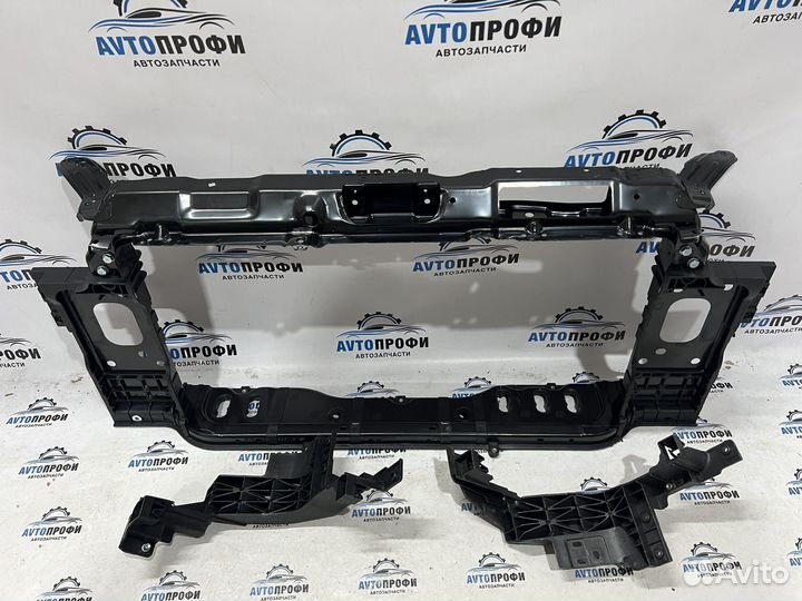 Панель передняя на Hyundai Elantra