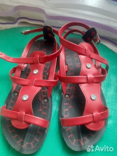 Сандали. 38р-р. Новые